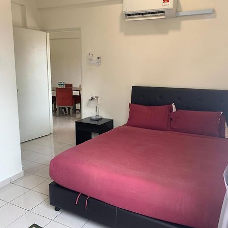 Akar Hotel Kampung Baru Куала-Лумпур Экстерьер фото