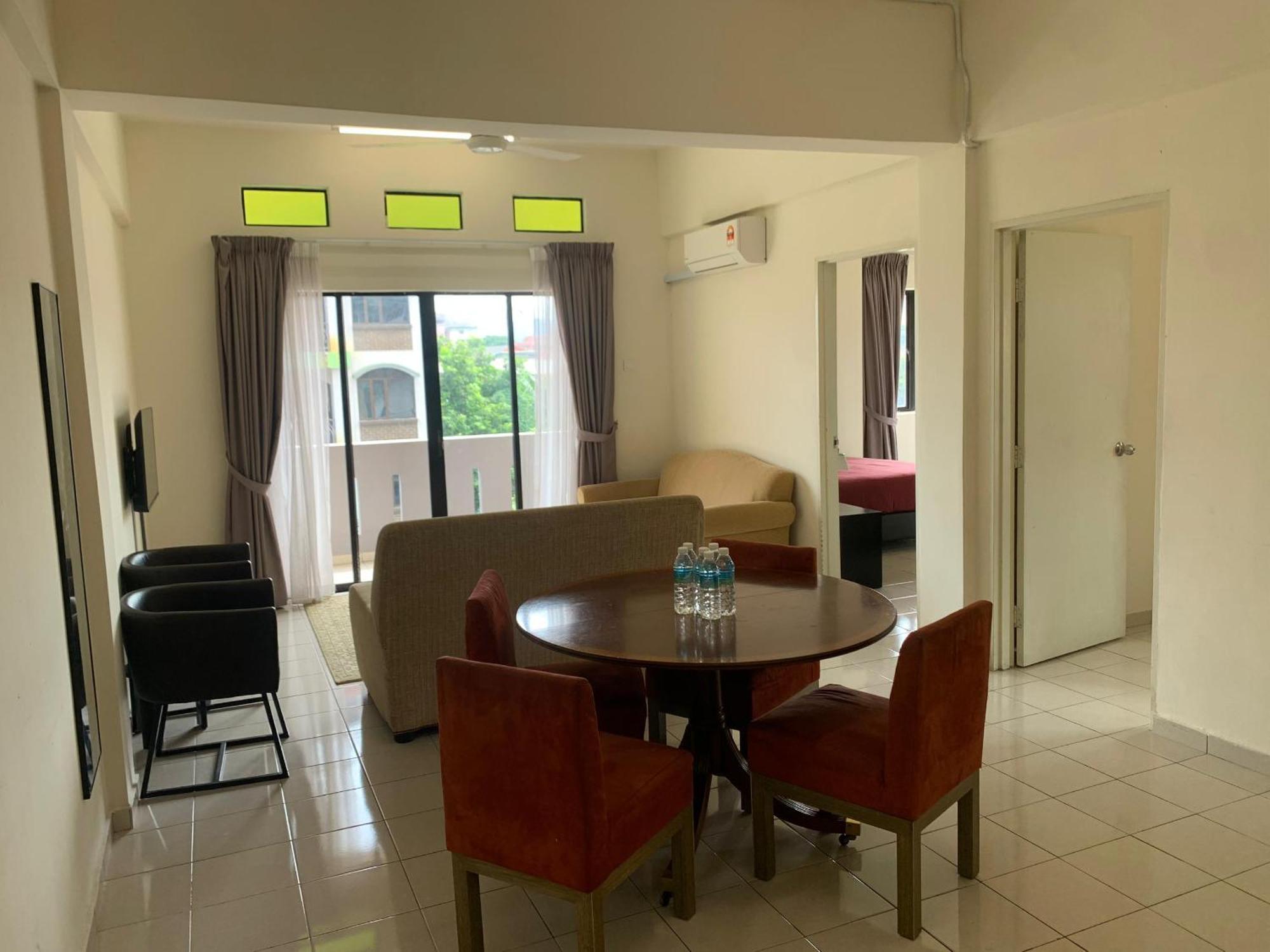 Akar Hotel Kampung Baru Куала-Лумпур Экстерьер фото